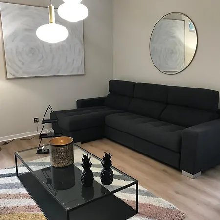 Duplex Louis Apartment